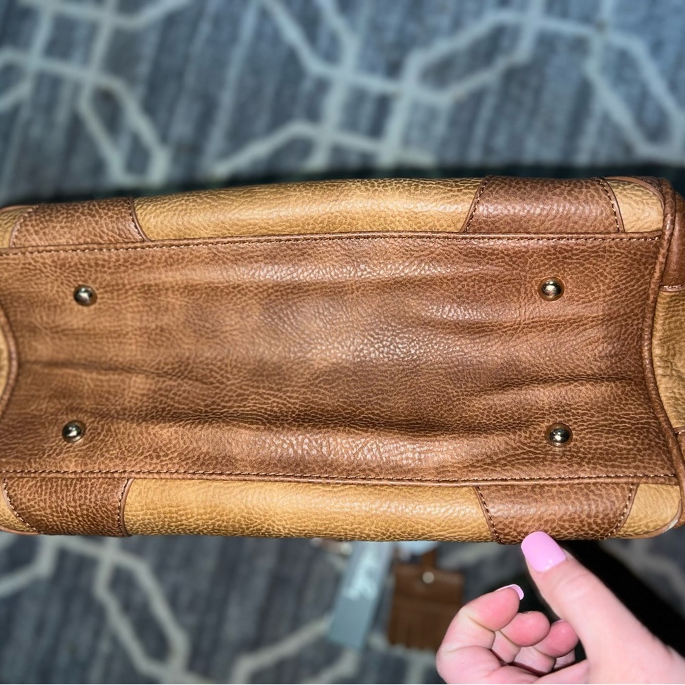 Pink Haley purse - Picture 6 of 6